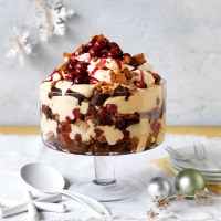 Tipsy Eggnog Trifle